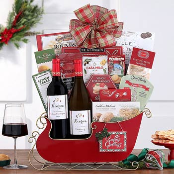 Holly Jolly Wine Sleigh Basket