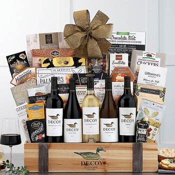 Decoy Wine Gift Basket