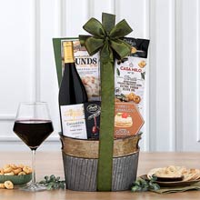 Pinot Noir Wine Gift Basket