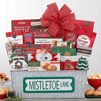 Winter Holiday Gift Basket