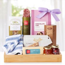 Mothers Day Treat Gift Basket
