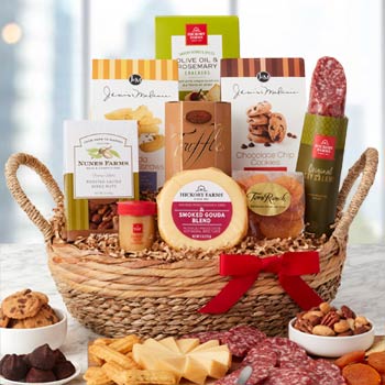 Hickory Farms Gift Basket