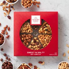 Hickory Farms Sweet & Salty Nut Gift Box