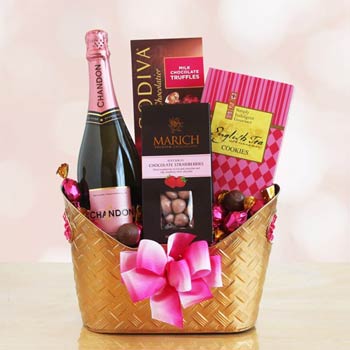 Romantic Champagne Gift Basket