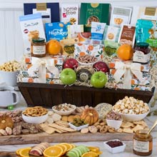 Deluxe Fruit and Gourmet Gift Basket