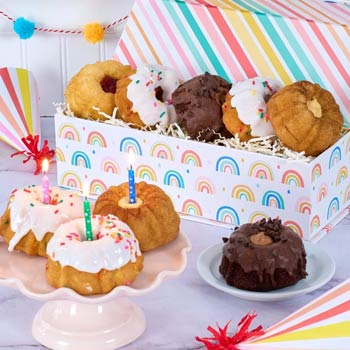 Birthday Bundt Cakes Gift Box
